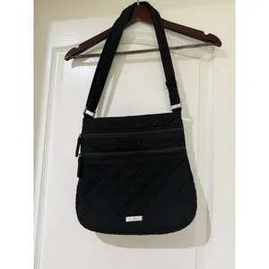 Vera‎ Bradley Black Quilted Triple Zip Hipster Crossbody Bag thumbnail 5