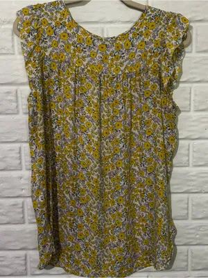 Loft Ruffle Blouse Women’s Medium Yellow Floral Boho Sleeveless Lightweight Top thumbnail 1