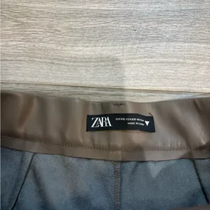 zara faux leather shorts thumbnail 2