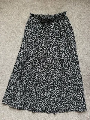 black and white floral slit skirt thumbnail 3