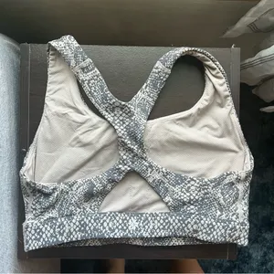 Ultimate Snakeskin Supersonic Sports Bra Size Small thumbnail 3