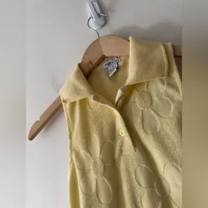 Rue 21‎ Yellow Terry Floral Sleeveless Polo Top thumbnail 4