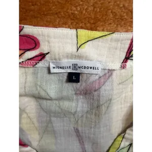 Michelle McDowell Floral Short Sleeve Top White Multicolor Women’s L thumbnail 2