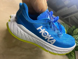 Hoka One One Carbon X 2 Diva Blue Citrus Womens size 6 thumbnail 1