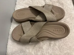 Tan Crocs ladies Sz.9 thumbnail 7