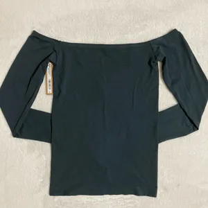Soft Smoothing Off the Shoulder Top S thumbnail 4