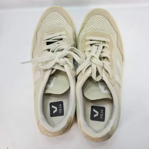 Veja V-10 Sneakers Womens 8 White Natural Suede ChromeFree Leather Low Top Shoes thumbnail 5
