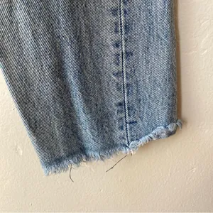 Levi’s Premium Wedgie Icon Fit in Shut Up Wash thumbnail 13