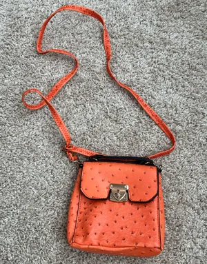 Orange mini purse! thumbnail 1