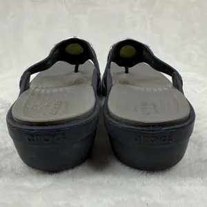 Crocs Sanrah Hammered Circle Wedge Flip Flops Navy Gray‎ Womens Sandal 6 thumbnail 5