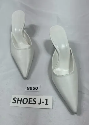 Womans New Slip On Stiletto Mules Eu 38 Us 8 White Pointed Toe thumbnail 1