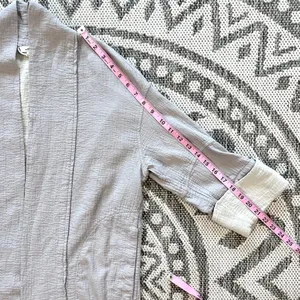 Aritzia Wilfred Lenglen Open Front Textured Jacket Blazer Kimono in Gray XS thumbnail 7