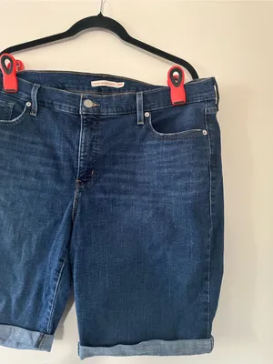 Levi's Classic Bermuda Denim Shorts Womens 18W Dark Wash Cuffed Western Summer thumbnail 3