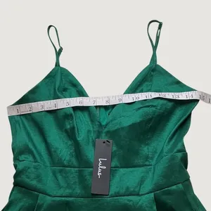 Lulus Emerald Green V-Neck Fit and Flare Mini Skater Dress NWT Size Medium thumbnail 5