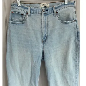 Abercrombie & Fitch Curve Love Ankle‎ Straight Ultra High Rise Jeans Light 29/8 thumbnail 2