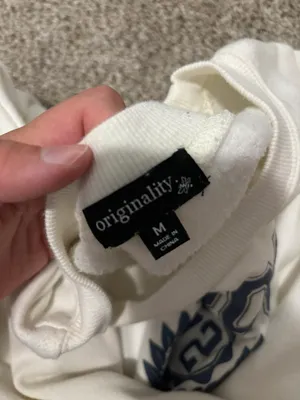 Dry Goods crewneck thumbnail 2