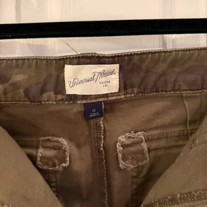 Camo Chino Pants Size 12 Camouflage Relaxed Fit Ankle Length thumbnail 7