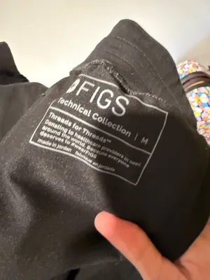 FIGS Scrubs Set thumbnail 2