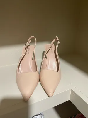 Amazon heels nude thumbnail 2