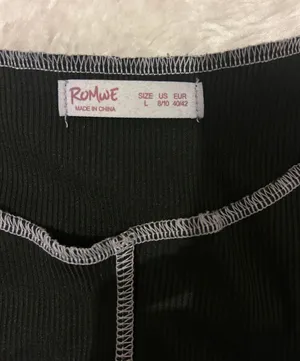 Romwe Crop Top thumbnail 2