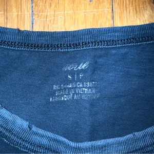 AERIE Oversized Distressed Short Sleeve‎ Tee Shirt Washed Black Small thumbnail 3