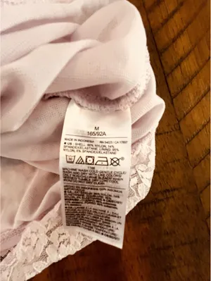 Y2K Old Navy Lilac Lace Camisole Medium thumbnail 6