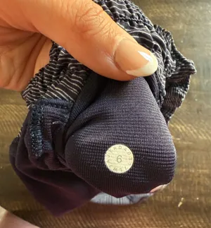 Lululemon Hotty Hot Shorts 2.5" Navy/White thumbnail 3