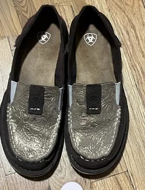 Ariat Golden Metallic Slip-Ons | Size 6 thumbnail 3