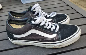 Vans old skool state shoes size 7.5 women's in black and white thumbnail 1