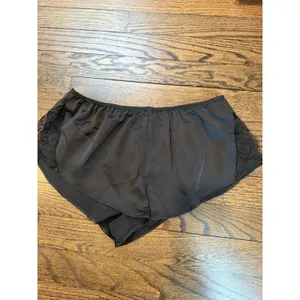Etam Black Sleep Shorts Gold Accent Women's Sz S NEW thumbnail 3