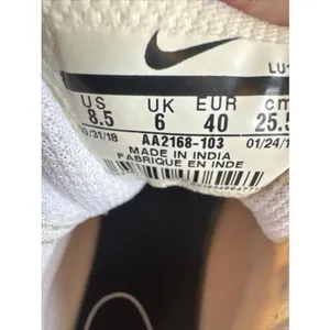 Nike Air Max Axis AA2168-103 Women’s 8.5 White Black Gold Sneakers thumbnail 8