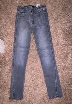 Jeans thumbnail 1
