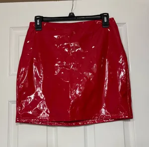SheIn Red plastic leather skirt thumbnail 1