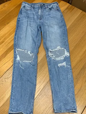 American Eagle Mom Jean Light‎ Wash Distressed High Rise Strigid Denim 10 Long thumbnail 1