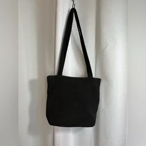The‎ Sak Black Crochet shoulder bag with Hang Tag EUC thumbnail 3