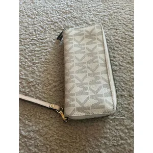 Mk Michael kors walllet thumbnail 6
