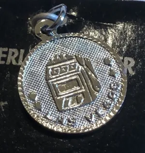 Las Vegas Milno Crea Sterling Silver Poker Gambling Vintage Collectible Charm thumbnail 1