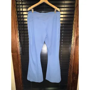 Women's Fabletics Pants Size 3X Blue in thumbnail 6