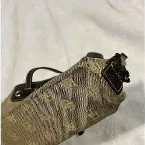 Dooney and Bourke‎ Signature Canvas Leather Purse Vintage DB Brown Shoulder Bag thumbnail 5