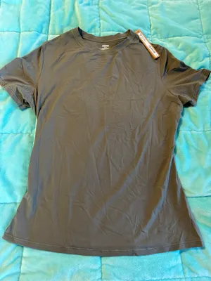 SKIMS Fits Everybody Short Sleeve T Shirt thumbnail 1