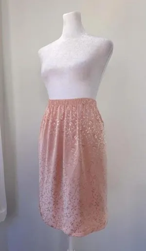 Vintage ‘90s Shimmery Light Pink Floral Print Stretchy Pencil Skirt thumbnail 1