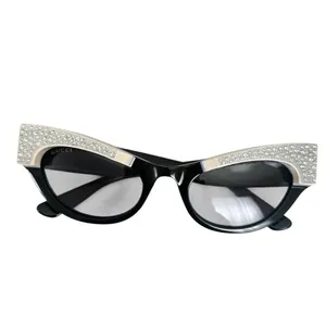 Gucci Cat Eye Crystal Sunglasses Black RARE thumbnail 3