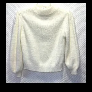 Gianni Bini fuzzy crop sweater ❤️‍🔥 thumbnail 6