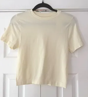 A New Day‎ Womens Short Sleeve Crewneck T-Shirt Winter White Medium NWT thumbnail 1