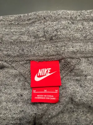 Nike Gray Heather Women's Capri Joggers with Drawstring thumbnail 2
