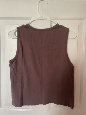 Gap Tank thumbnail 2