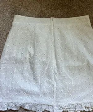 Mi Ami White Eyelet Skirt Size M thumbnail 3