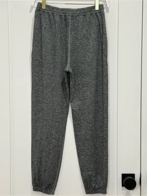 Vuori Boyfriend Sweatpants Joggers Small Gray Athleisure Lounge Minimal Travel thumbnail 7
