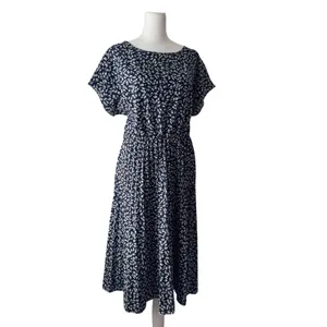 Navy & White Floral Pleated Scoop Neck Elastic Waist Short Sleeve Midi Dress thumbnail 6