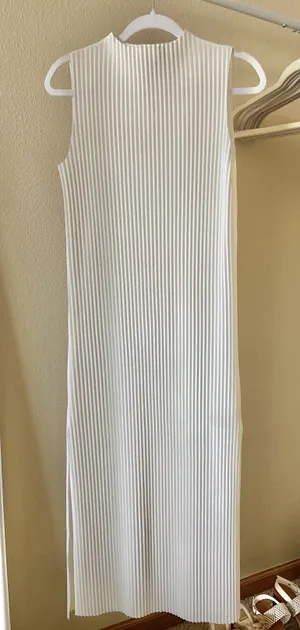 Aritzia Babaton White Midi Dress thumbnail 1